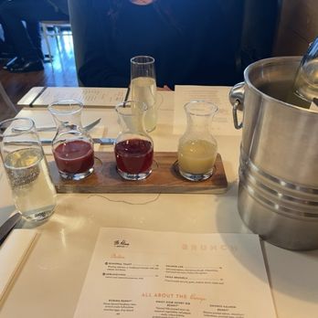 The Hive Social - Coffee & Tea Near Me - Oregon City, Oregon