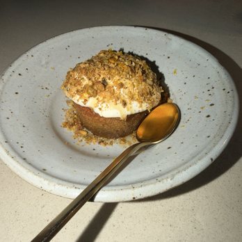 Khâluna - Pistachio dessert - Laotian Near Me - Minneapolis, Minnesota