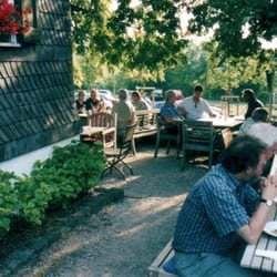 Am Alten Fronhof Gasthof & Pension - Biergarten im Sommer.