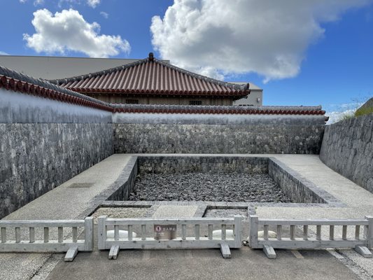 Shuri Castle by null