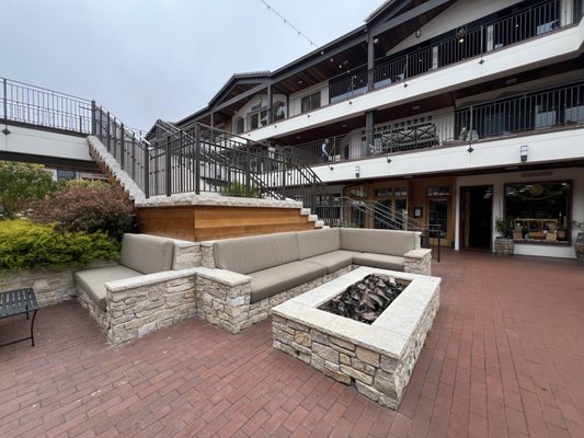 Carmel Plaza by null
