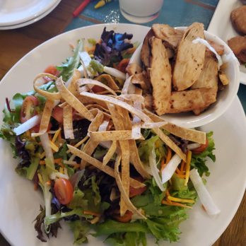 El Rancho Hotel - Pancho villa salad - Hotels Near Me - Gallup, New Mexico El Rancho Hotel - Pancho villa salad - Hotels Near Me - Gallup, New Mexico