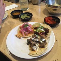 uno mas taqueria pearl st menu
