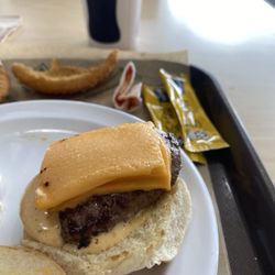 Nation's Giant Hamburgers - Unmelted cheese is just disappointing.