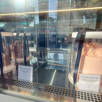 Kayla's Cake - Cakes are delicious! - Desserts Near Me - Fullerton, California Kayla's Cake - Cakes are delicious! - Desserts Near Me - Fullerton, California