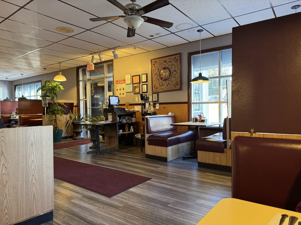 Food from The Plaza Diner