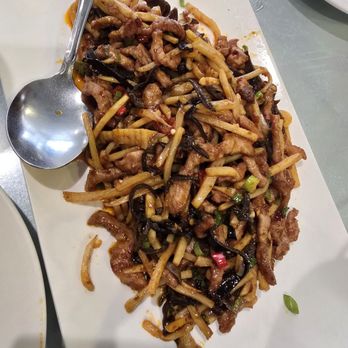 Trizest Restaurant - Chinese Near Me - Sterling Heights, Michigan