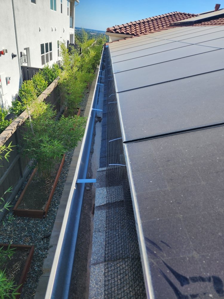 Slide of El Dorado Hills Gutter and Solar Panel Cleaning
