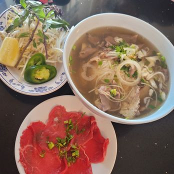 Pho 76 Restaurant & Bakery - Pho Special - Vietnamese Near Me - Fresno, California Pho 76 Restaurant & Bakery - Pho Special - Vietnamese Near Me - Fresno, California