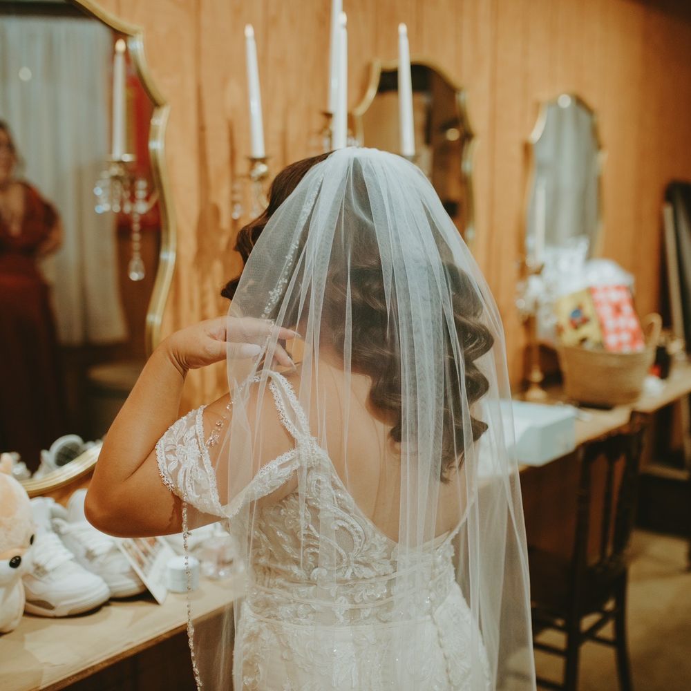 Simonian Farms - Bridal Suite, very cute! - Venues & Event Spaces Near Me - Fresno, California Simonian Farms - Bridal Suite, very cute! - Venues & Event Spaces Near Me - Fresno, California