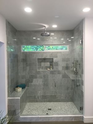 Your Dream Bathroom Starts Here - For over 20 years, Hammer Construction has delivering custom bathroom remodels that combine luxury and functionality. Our experienced team, working together since 2010, delivers high-quality craftsmanship with a focus on detail and precision. We specialize in creating spa-like retreats, including the installation of steam showers for a relaxing and rejuvenating experience. Committed to completing projects on time, Hammer Construction ensures a smooth and satisfying remodeling process. Your Dream Bathroom Starts Here - For over 20 years, Hammer Construction has delivering custom bathroom remodels that combine luxury and functionality. Our experienced team, working together since 2010, delivers high-quality craftsmanship with a focus on detail and precision. We specialize in creating spa-like retreats, including the installation of steam showers for a relaxing and rejuvenating experience. Committed to completing projects on time, Hammer Construction ensures a smooth and satisfying remodeling process.