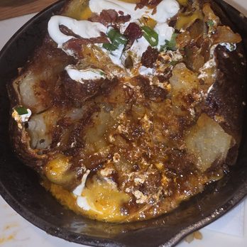 Twin Peaks Scottsdale - Brisket on here - Sports Bars Near Me - Scottsdale, Arizona Twin Peaks Scottsdale - Brisket on here - Sports Bars Near Me - Scottsdale, Arizona
