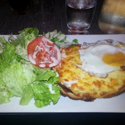 La Terrasse du Parc - Croque madame (ham, cheese - toasted bread - egg on top)