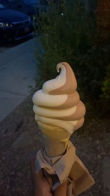 Little Gordo Creemee Stand by null