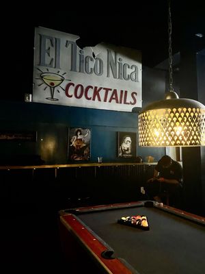 Mission Bar by null