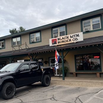 Black Mtn Burger - Front - Burgers Near Me - Lincoln, New Hampshire Black Mtn Burger - Front - Burgers Near Me - Lincoln, New Hampshire