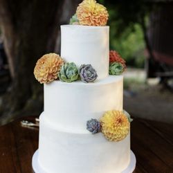 Mendocino Cakes - Wedding cake