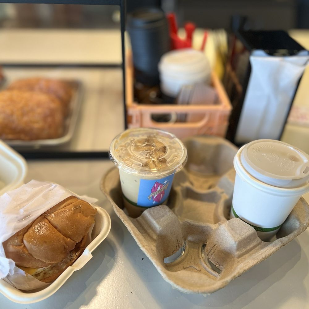 Dreamwave Coffee - Wake & Bacon | Hammerhead | Iced Macadamia Oat Latte - Coffee Roasteries Near Me - Carlsbad, California Dreamwave Coffee - Wake & Bacon | Hammerhead | Iced Macadamia Oat Latte - Coffee Roasteries Near Me - Carlsbad, California