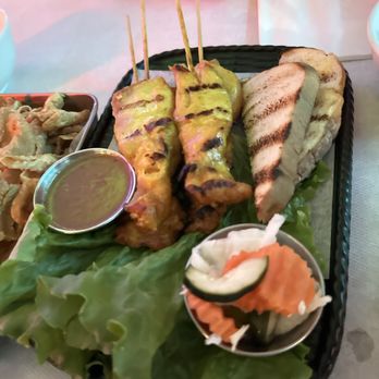 Kruang Tedd - Chicken Satay - Thai Near Me - Los Angeles, California