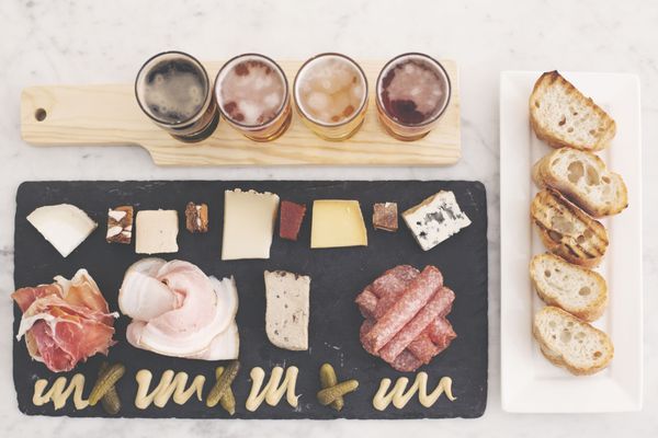 The Bier & Cheese Collective by null