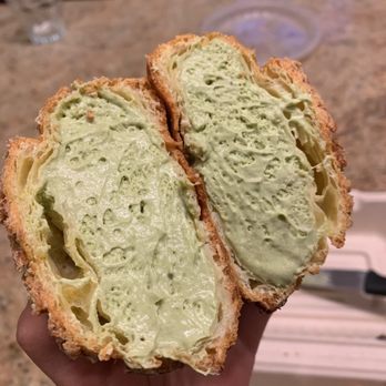 AlimamaTea - Matcha Cream Puff - Desserts Near Me - New York, New York