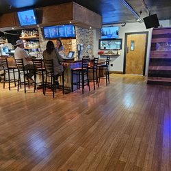 Mykie's Bar & Lounge