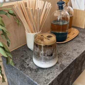 Kettl - Hojicha latte - Coffee & Tea Near Me - Los Angeles, California Kettl - Hojicha latte - Coffee & Tea Near Me - Los Angeles, California