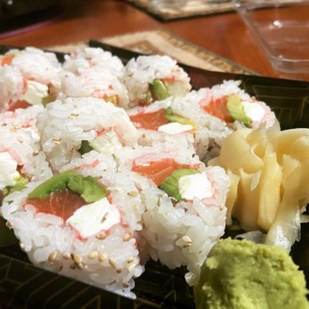 Toro sushi - Philadelphia Roll in Soy paper - Sushi Bars Near Me - Henderson, Nevada Toro sushi - Philadelphia Roll in Soy paper - Sushi Bars Near Me - Henderson, Nevada
