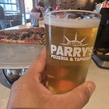Parry's Pizzeria & Taphouse - Found this place just driving by- we'll definitely be back!! - Pizza Near Me - Webster, Texas Parry's Pizzeria & Taphouse - Found this place just driving by- we'll definitely be back!! - Pizza Near Me - Webster, Texas