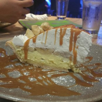Moku Kitchen - Banana creme pie - Cocktail Bars Near Me - Honolulu, Hawaii