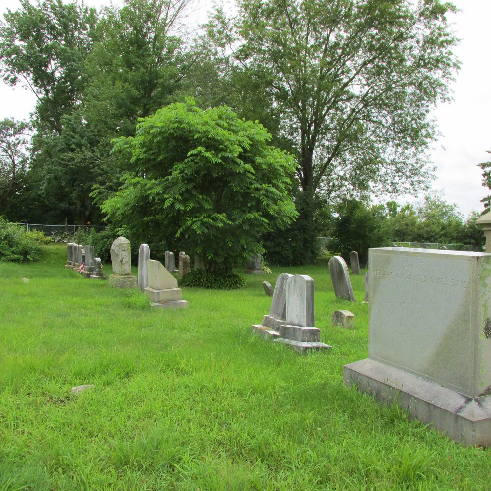Emanual Lutheran - Lots of green - Churches Near Me - West Warwick, Rhode Island