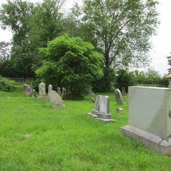 Emanual Lutheran - Lots of green - Churches Near Me - West Warwick, Rhode Island