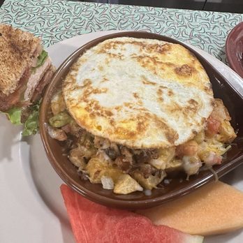 Tasty Munch - Breakfast Skillet - Breakfast & Brunch Near Me - Houston, Texas Tasty Munch - Breakfast Skillet - Breakfast & Brunch Near Me - Houston, Texas