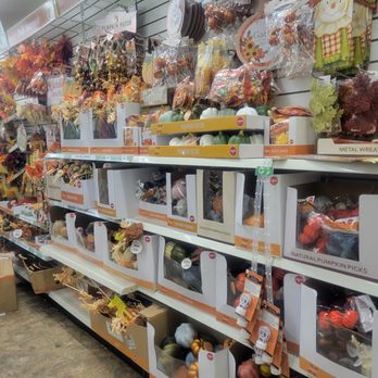 Dollar Tree - Autumn decorations. - Discount Store Near Me - Lynbrook, New York