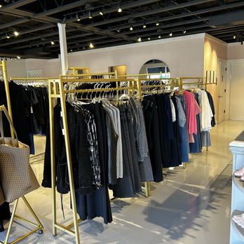 Pearl Ivy - Women's Clothing Near Me - Dana Point, California Pearl Ivy - Women's Clothing Near Me - Dana Point, California