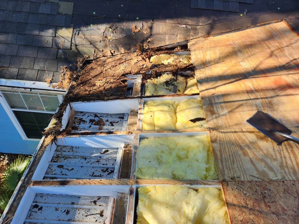 Slide of Donnie Long Roofing