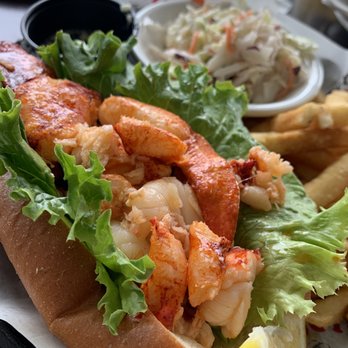 Iggy's Boardwalk - Lobster Roll - Seafood Near Me - Warwick, Rhode Island