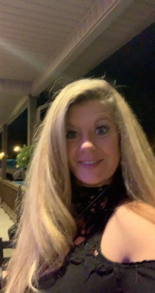 CRISTY’S SALON & SPA Updated September 2024 3257 Dogwood Ln