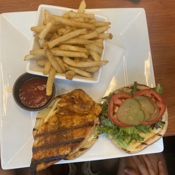 Sage Restaurant - Salmon Burger - American Near Me - Memphis, Tennessee Sage Restaurant - Salmon Burger - American Near Me - Memphis, Tennessee