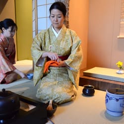Macha-Macha - Tea ceremony