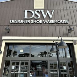 DSW Designer Shoe Warehouse