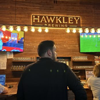 Hawkley Brewing - Beer bar - Breweries Near Me - Herndon, Virginia Hawkley Brewing - Beer bar - Breweries Near Me - Herndon, Virginia
