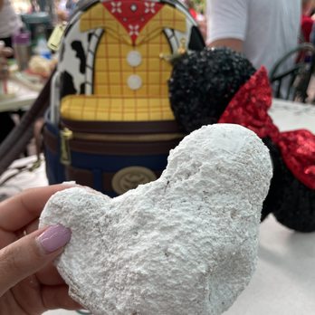 Mint Julep Bar - Mickey Beignets ($5 for three, $8.50 for six) - Donuts Near Me - Anaheim, California Mint Julep Bar - Mickey Beignets ($5 for three, $8.50 for six) - Donuts Near Me - Anaheim, California