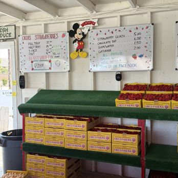 Okui's Strawberry N Fruit Stand - Fruits & Veggies Near Me - Grover Beach, California