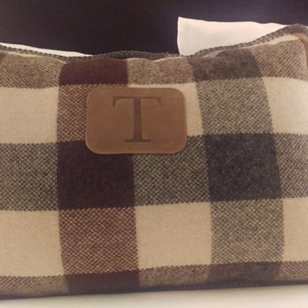 Kimpton Taconic Hotel - Decorative bed pillow - Hotels Near Me - Manchester Village, Vermont
