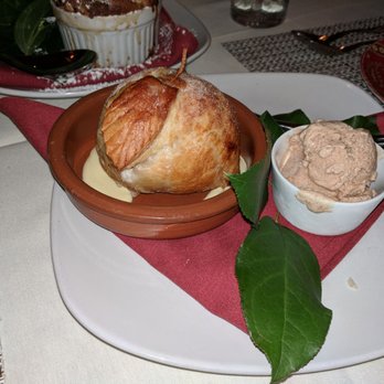 Silver Fork - Baked apple with cinnamon ice cream - New American Near Me - Manchester, Vermont