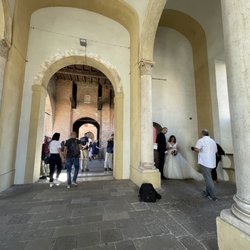 Castello Estense - Bride next to the drawbo