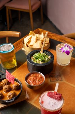 Tequiztlan Mexican Restaurant and Tequila Bar by null