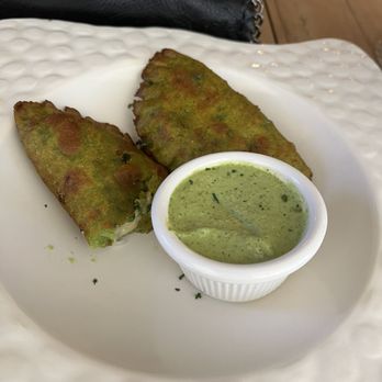 Amar - Salmon and spinach empanadas - Peruvian Near Me - El Paso, Texas