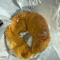 Ruby K's Bagel Cafe - Cheddar bagel with green chile cream cheese